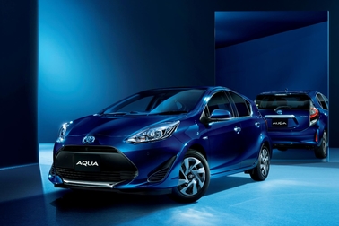 特別仕様車 S“Style Black”