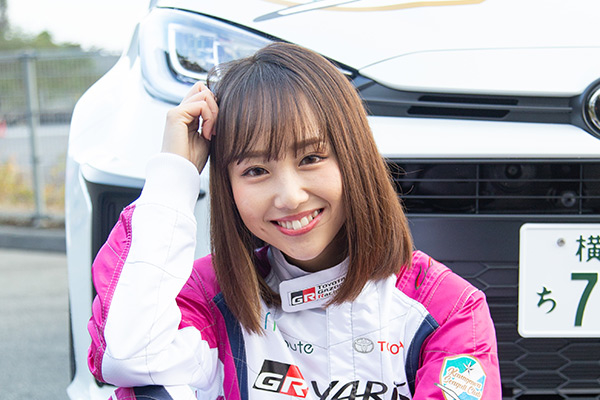 GRヤリス_ riona01