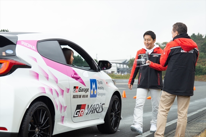 GRヤリス_ event_13_R