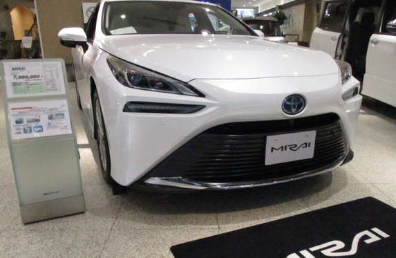 ☆MIRAIの展示車がきました☆