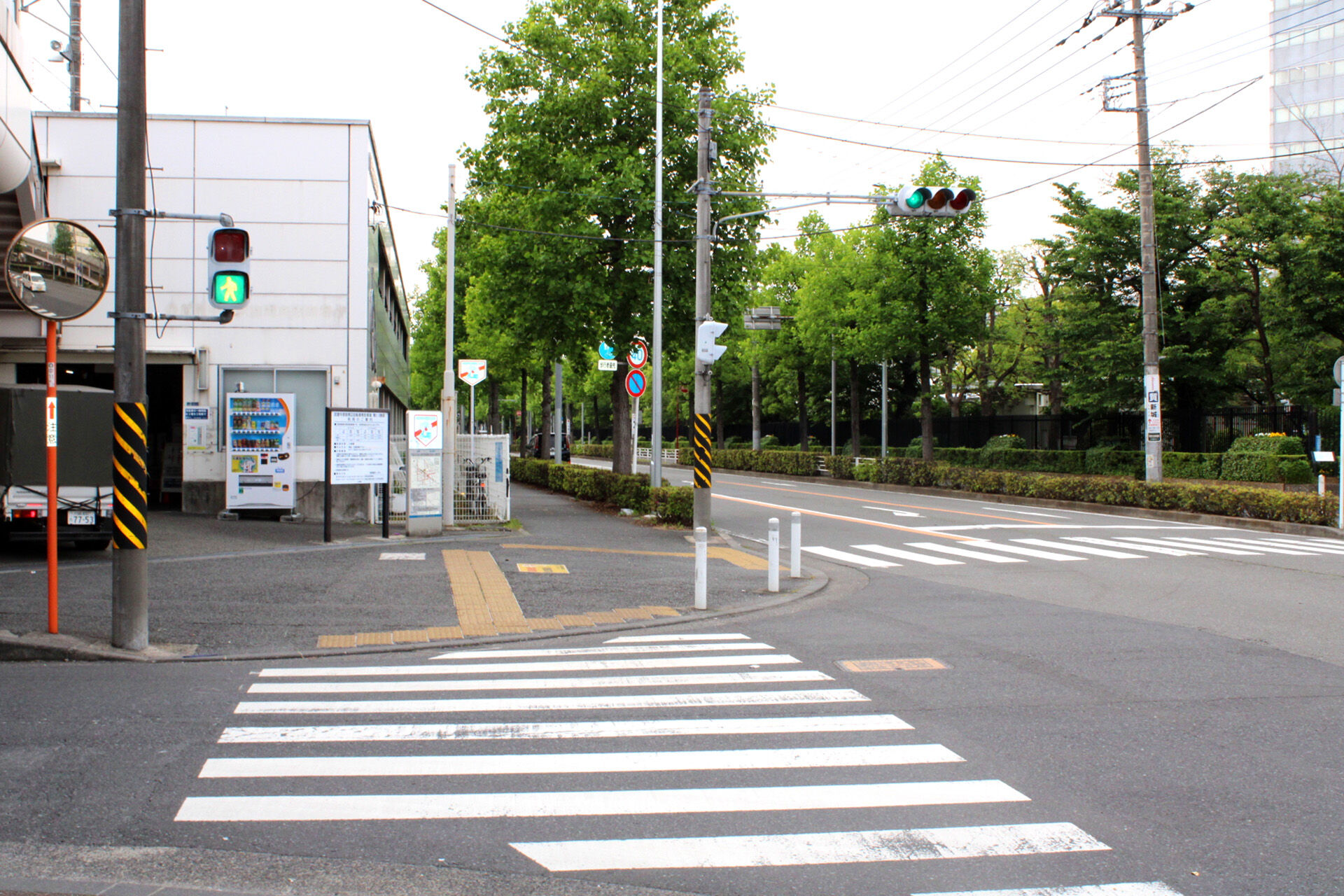 4071770_360_武蔵中原駅からの行き方信号を渡る