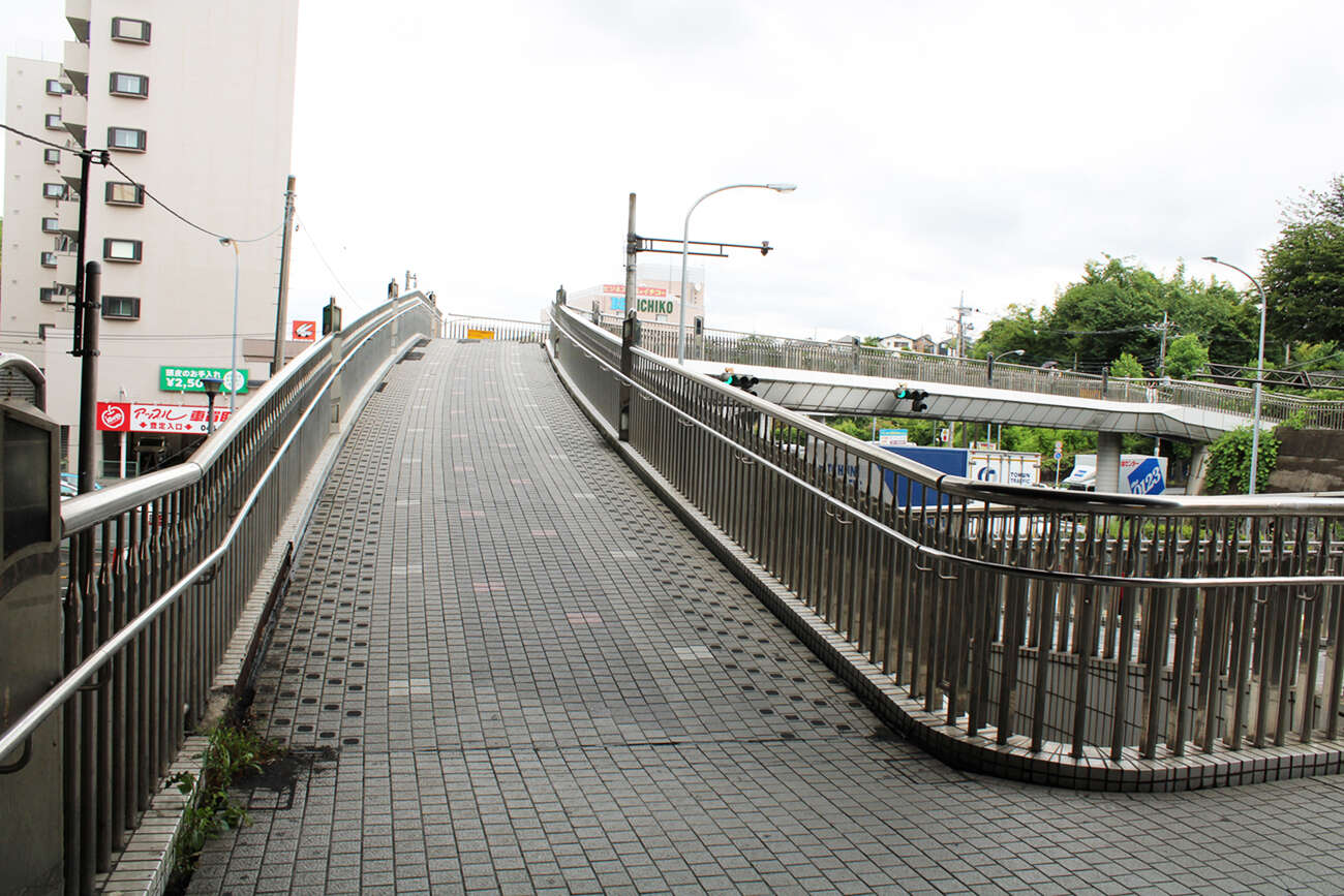 青葉荏田店_東急田園都市線_江田駅からの経路3