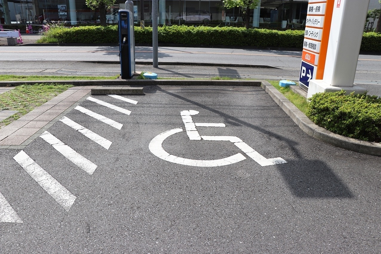 新百合ヶ丘西店_駐車場3