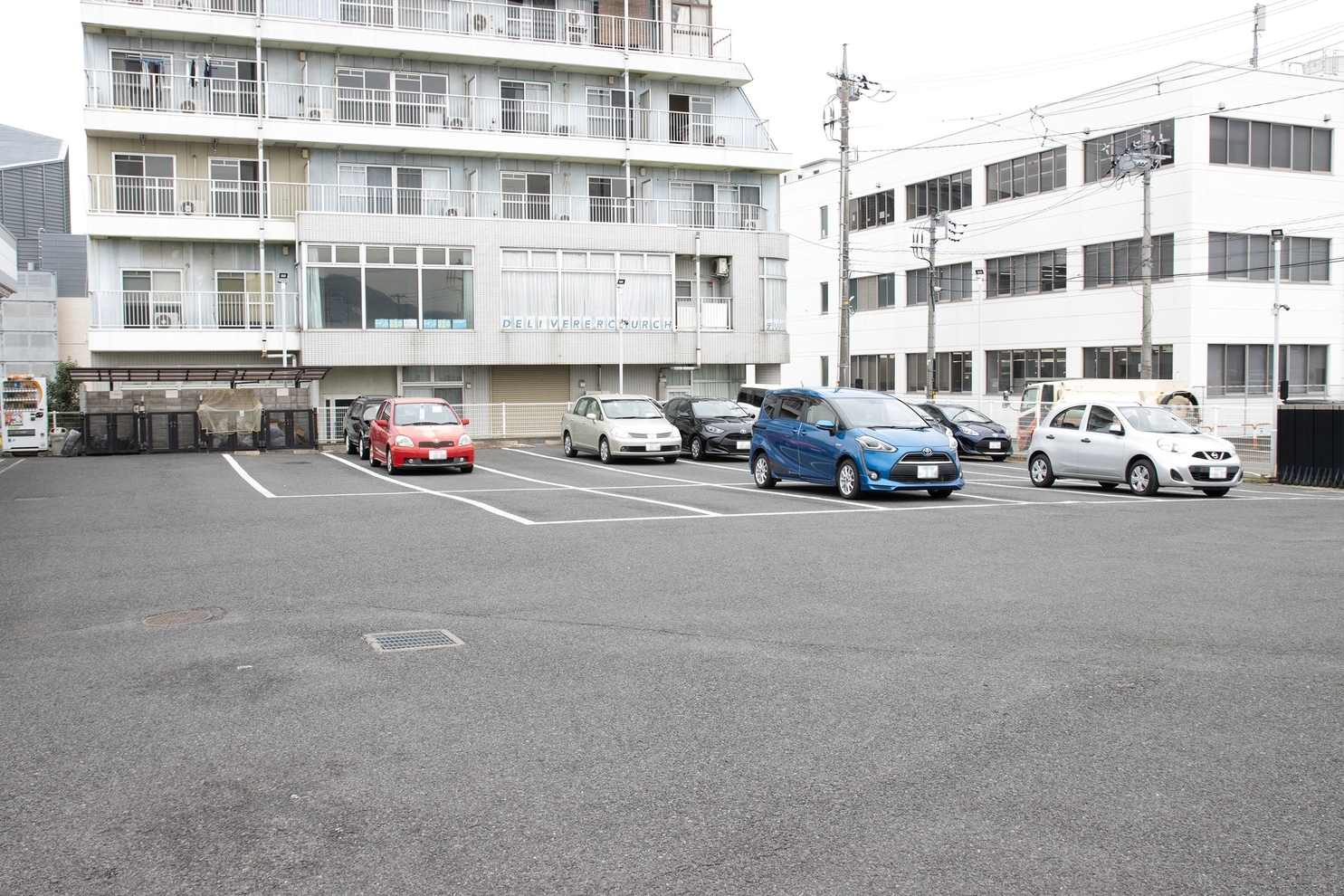 682_お客様駐車場