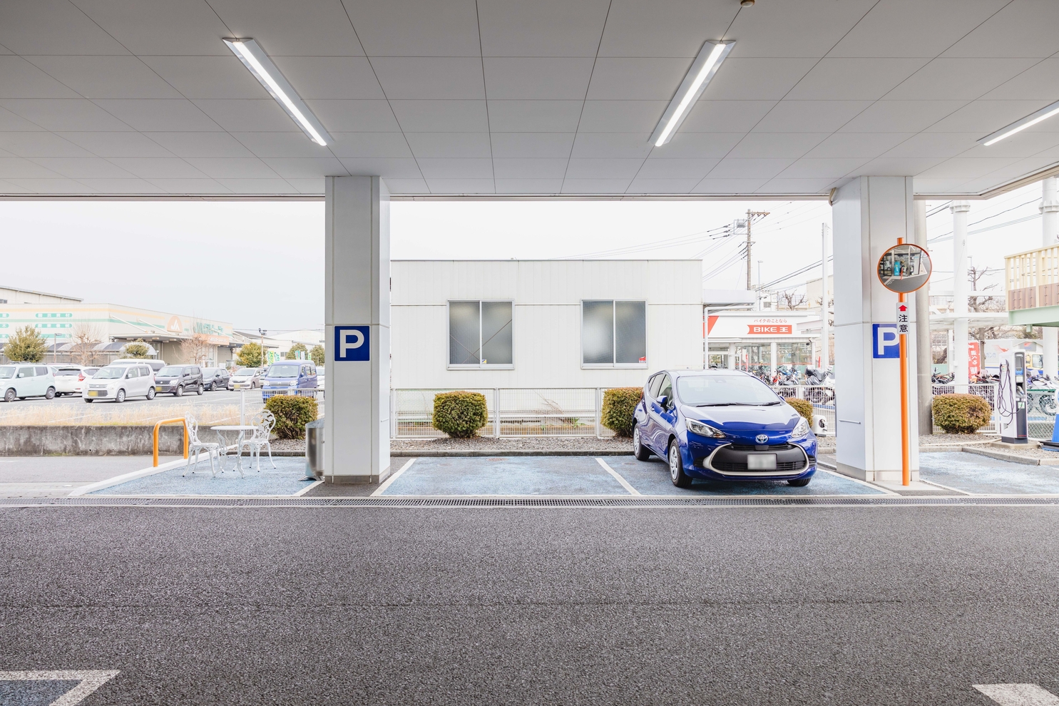 652_お客様駐車場