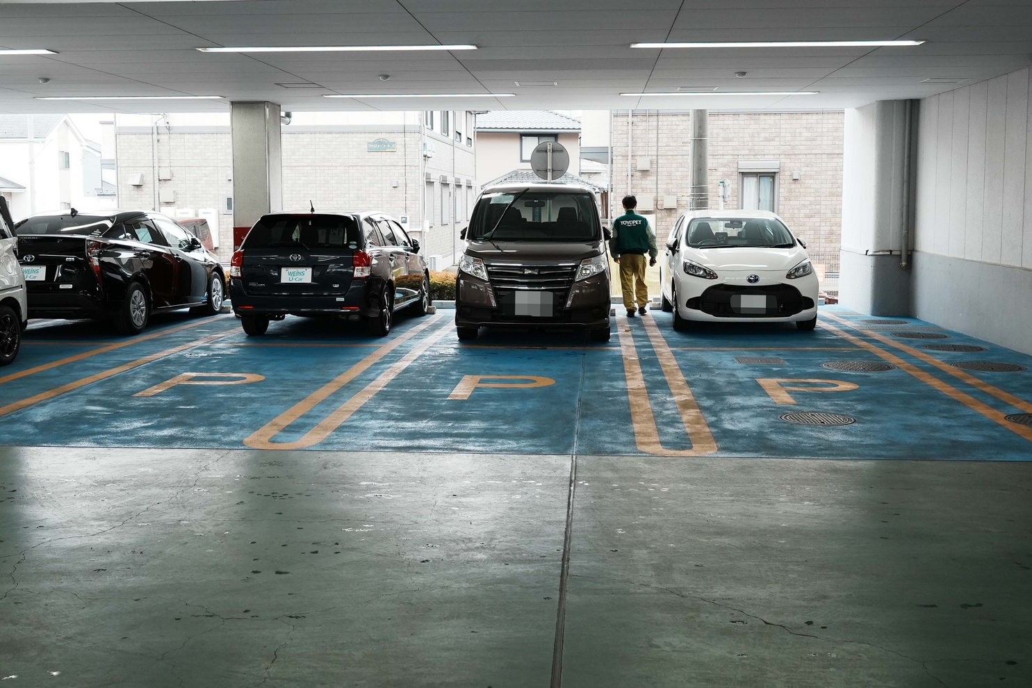 862_お客様駐車場