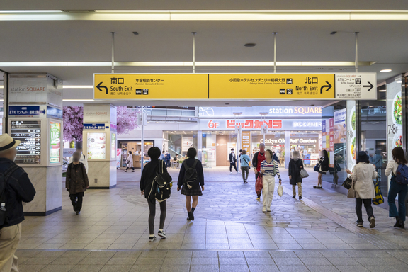467_経路１小田急線、相模大野駅南口を出ます