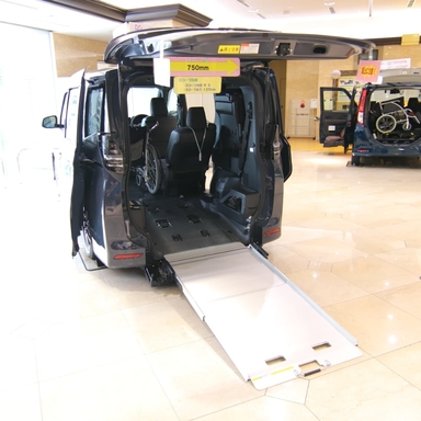 ハートフルプラザ_ヴォクシー_車いす仕様タイプⅠ