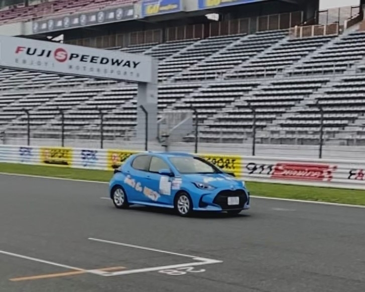 富士スピードウェイ,エコカーカップ,ヤリス,レース