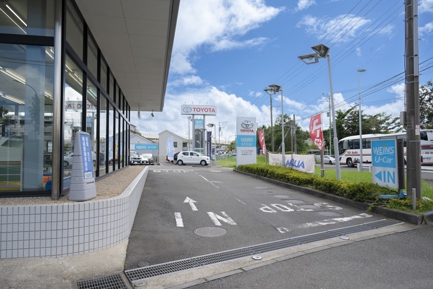 825_店舗敷地入口付近