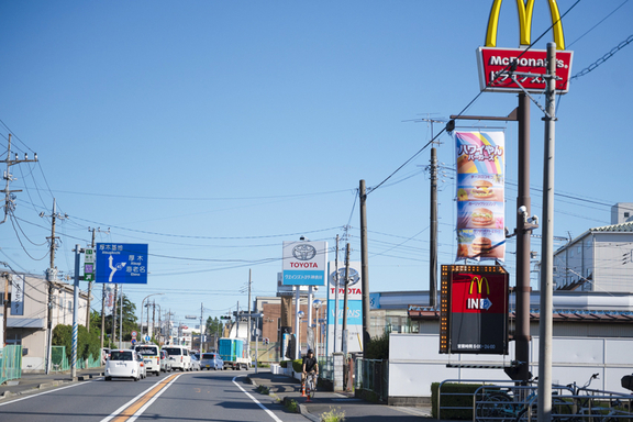 495_経路３_29_道なりに1km進むとマクドナルドの隣,綾瀬大上店到着ですjpg