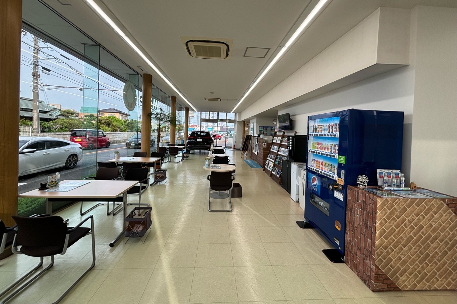 644_厚木荻野_店舗内観