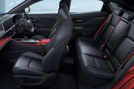 SPORT RS（2.5Lプラグインハイブリッド車）