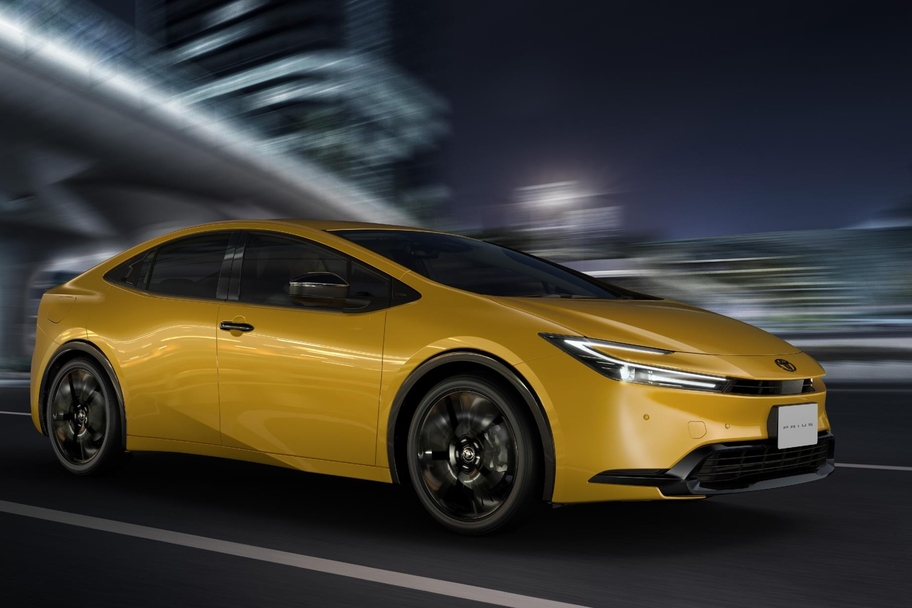 特別仕様車 G プラグインハイブリッド車 “Night Shade”(ベース車両はG プラグインハイブリッド車)