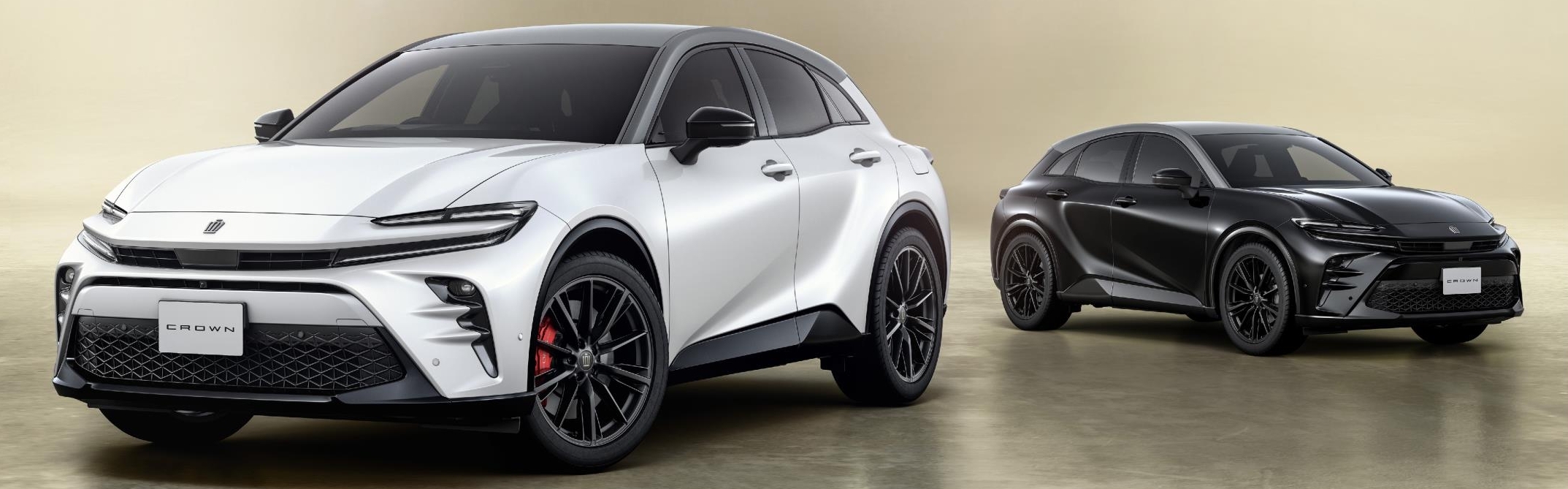 全11色掲載】クラウン（スポーツ）のカラーと価格は？グレード別の特長