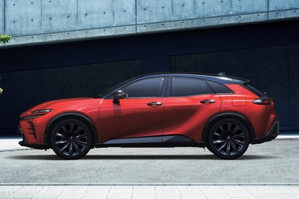 SPORT Z（2.5Lハイブリッド車）