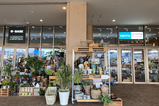 722_アリオ 正面