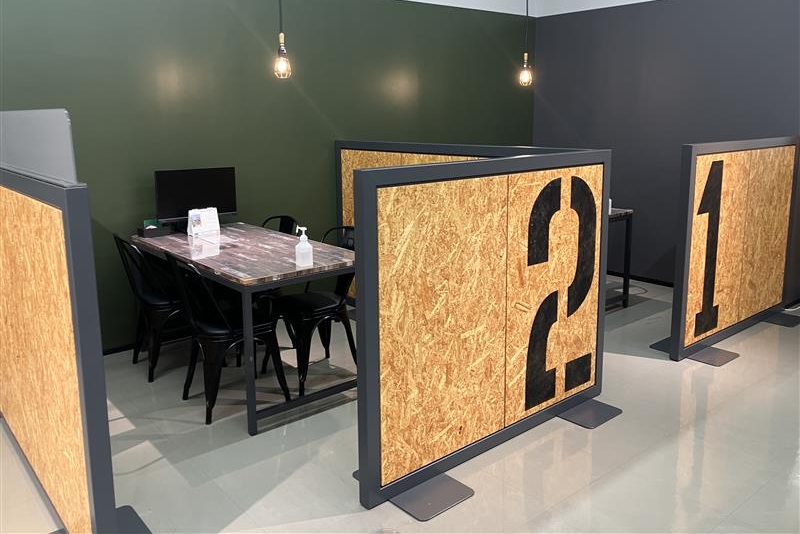 ワークピット横浜商談スペース