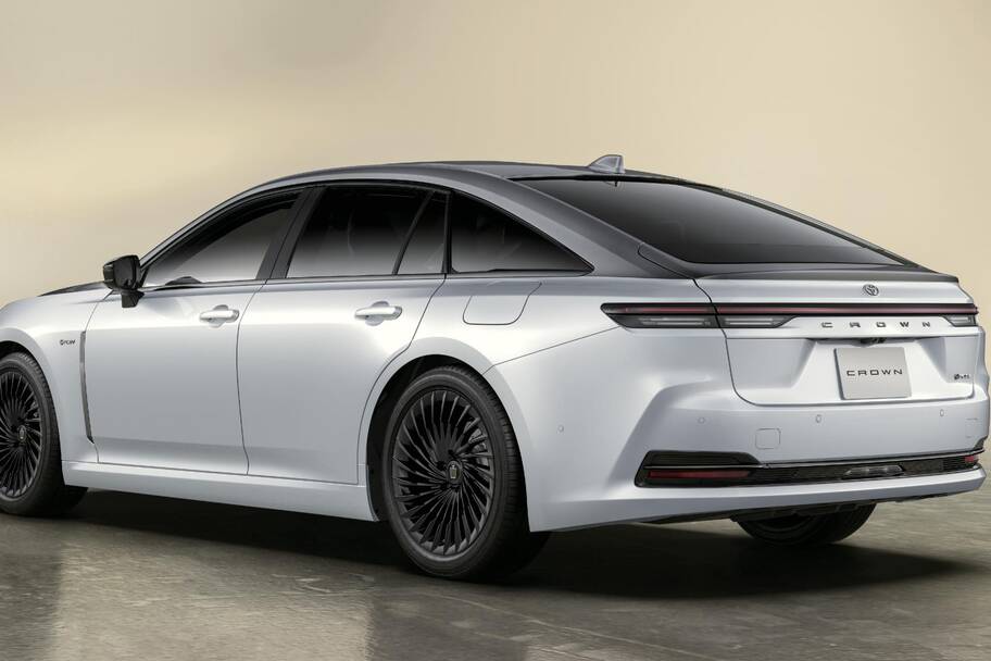 特別仕様車 Z “THE 70th” （燃料電池車）［ベース車両はZ（燃料電池車）］