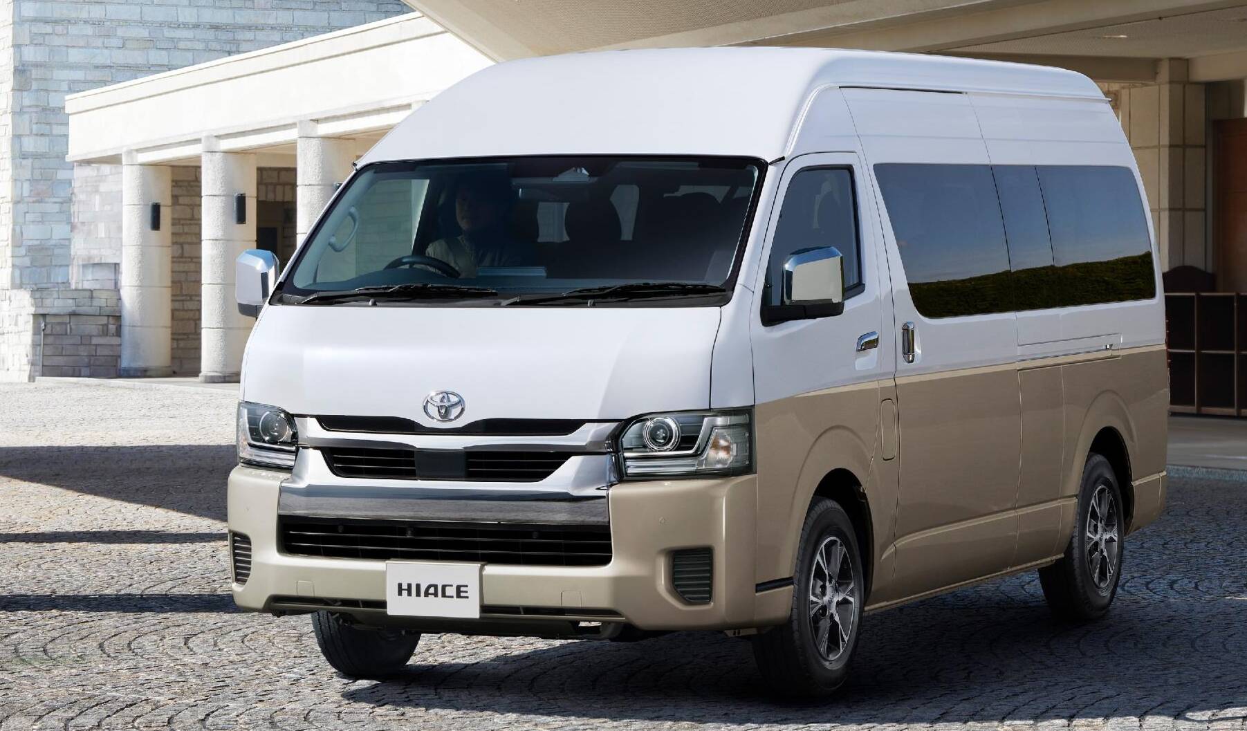 ハイエース 新車 価格