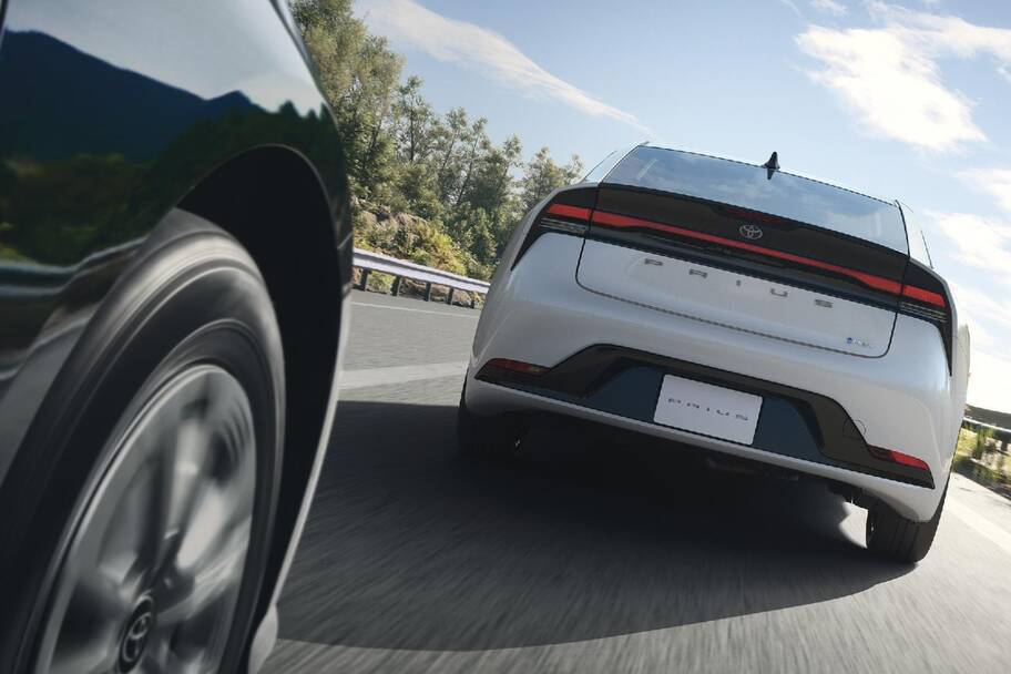 Z（ハイブリッド・2WD）